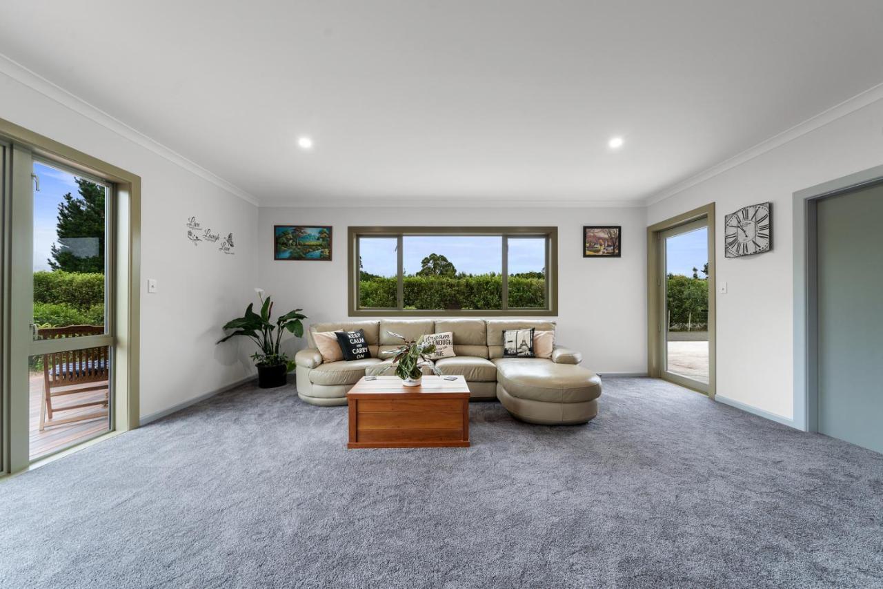 Orange Blossom Cottage - Greytown Holiday Home Bagian luar foto
